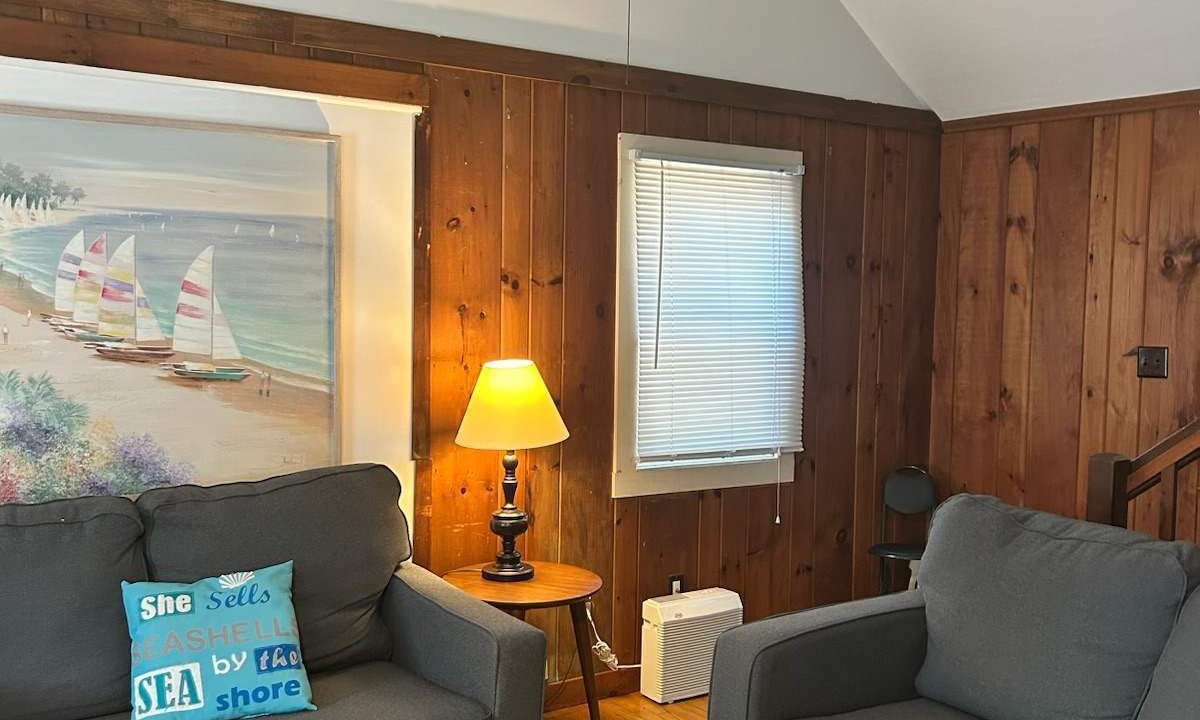 Photo of Livingroom in Bass River