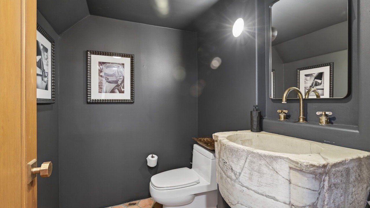 Photo of Bathroom in Ventura County
