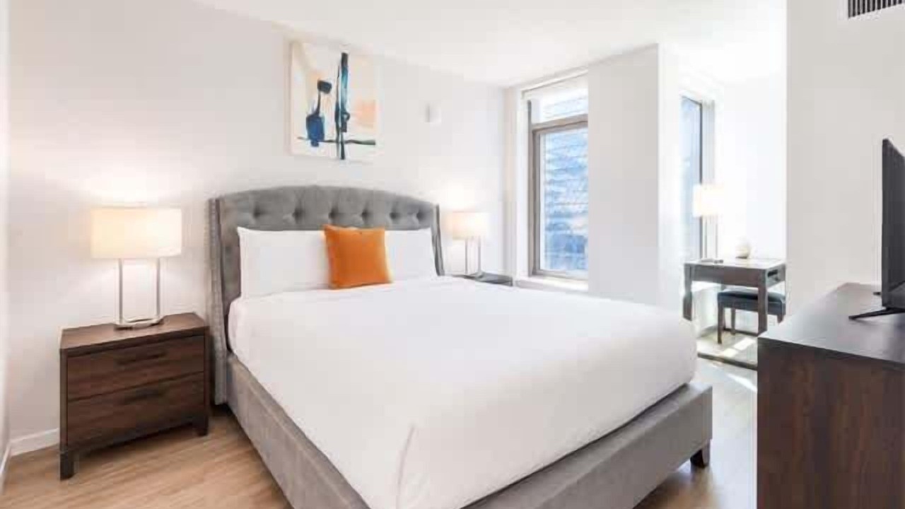 Photo of Bedroom in Seaport District