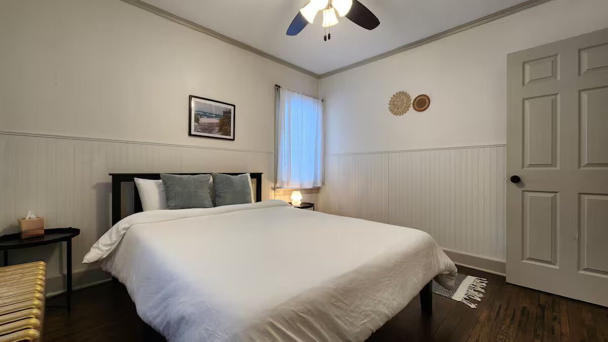 Photo of Bedroom in Lakeside - Lester Park