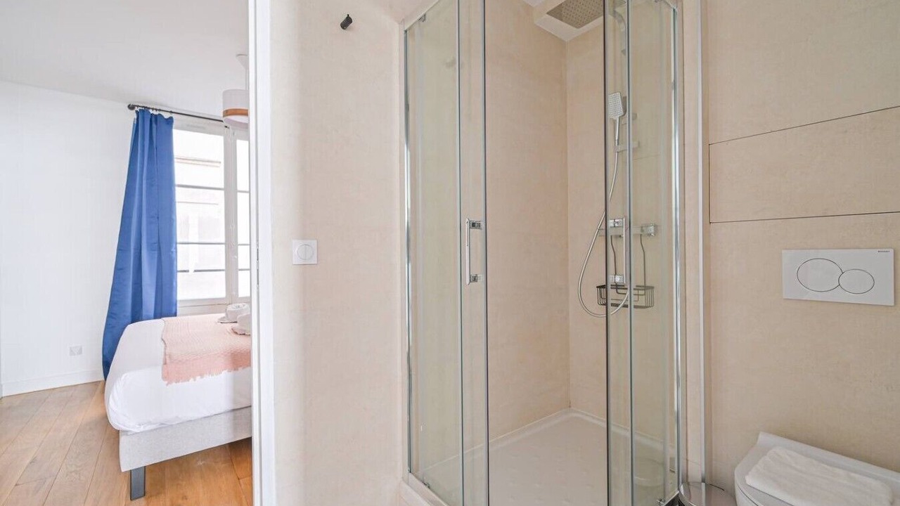 Photo of Bathroom in Vivienne