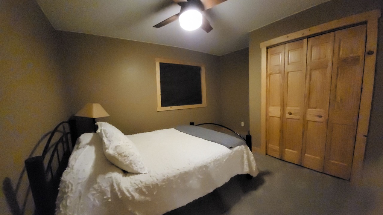 Photo of Bedroom in Shell Lake