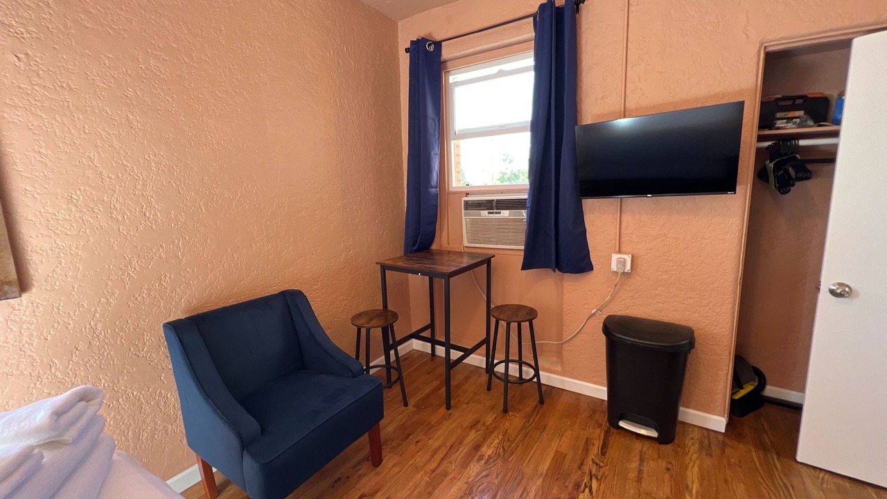 Photo of Bedroom in Westlake