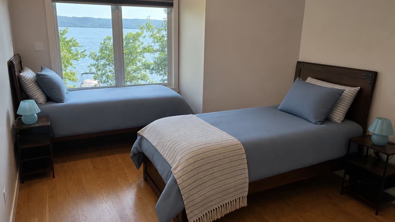 Photo of Bedroom in Brice Prairie