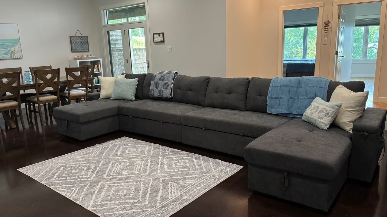 Photo of Livingroom in Brice Prairie