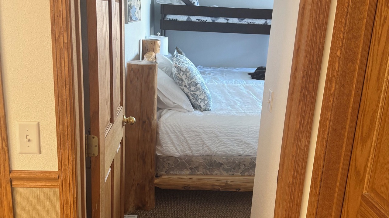 Photo of Bedroom in Garrison