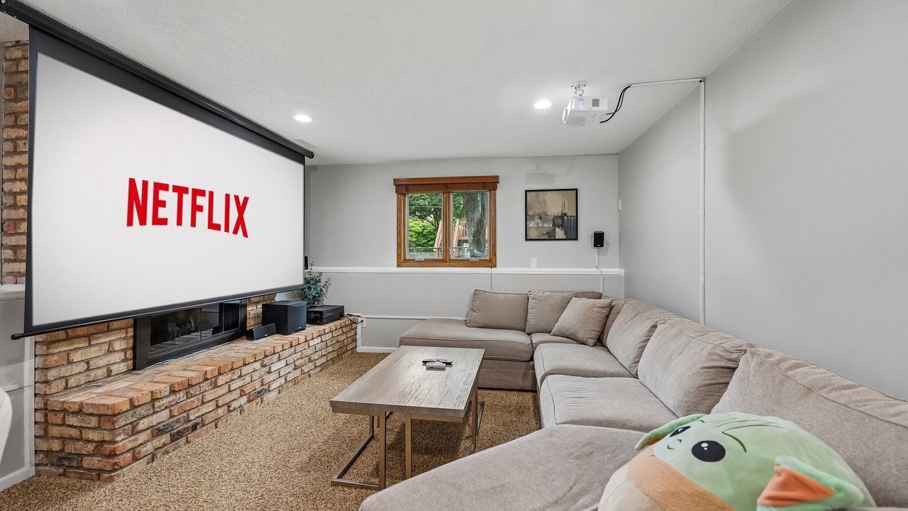 Photo of Livingroom in Mounds View