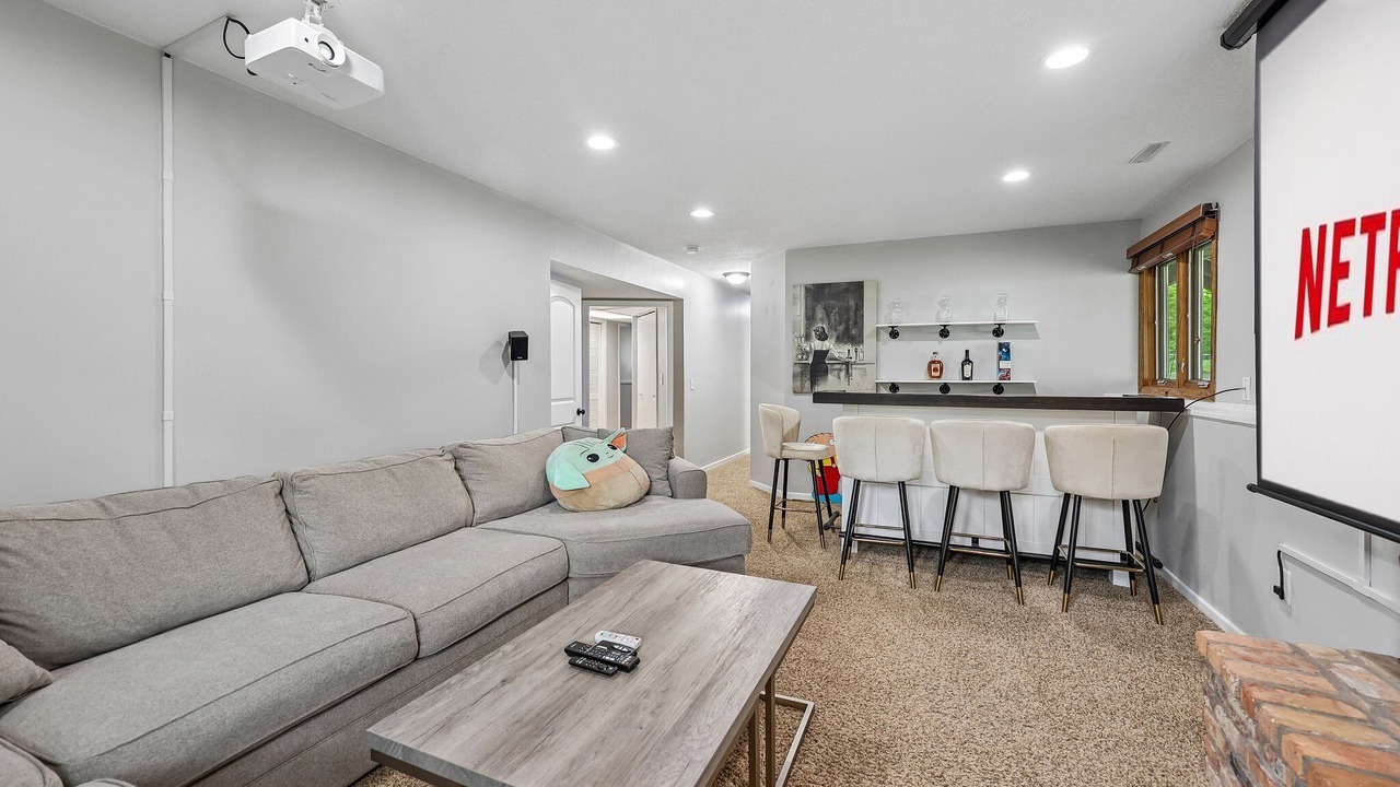 Photo of Livingroom in Mounds View