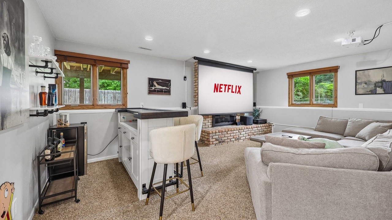 Photo of Livingroom in Mounds View