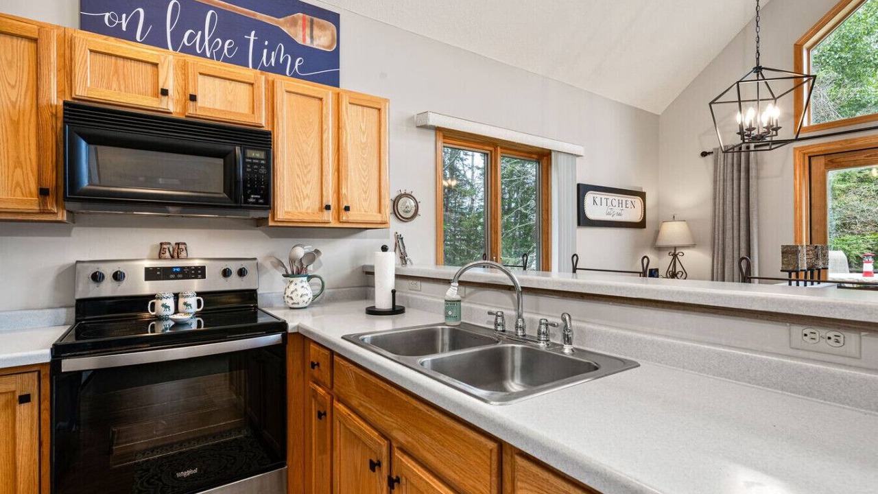Photo of Kitchen in Grand Marais
