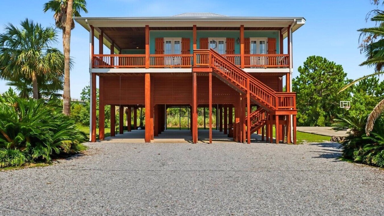 Photo of Outdoor in Henderson Point