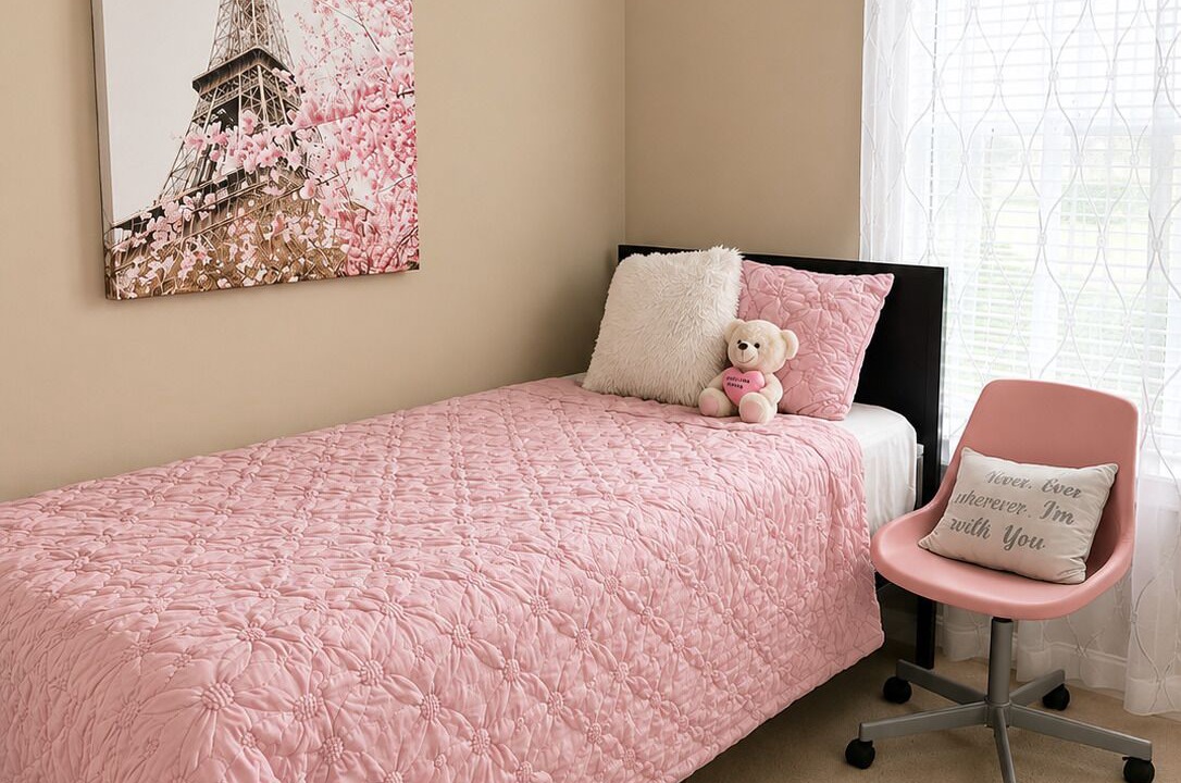 Photo of Bedroom in Aldie