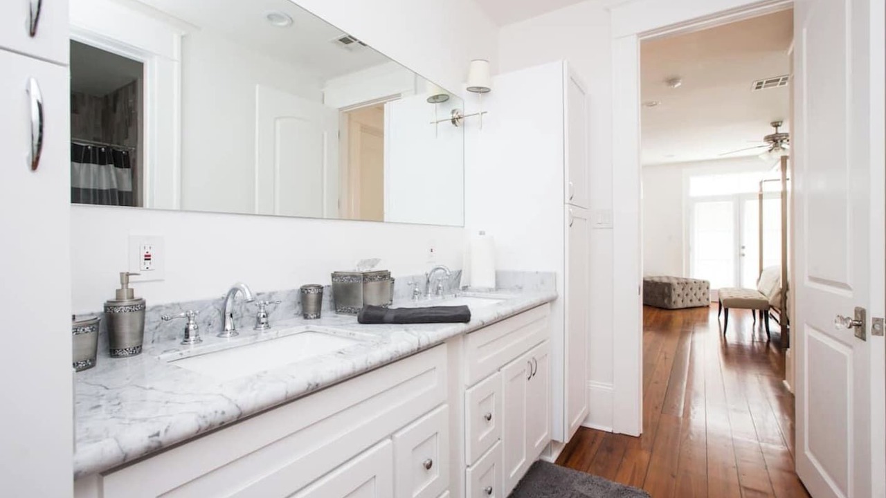 Photo of Bathroom in Audubon