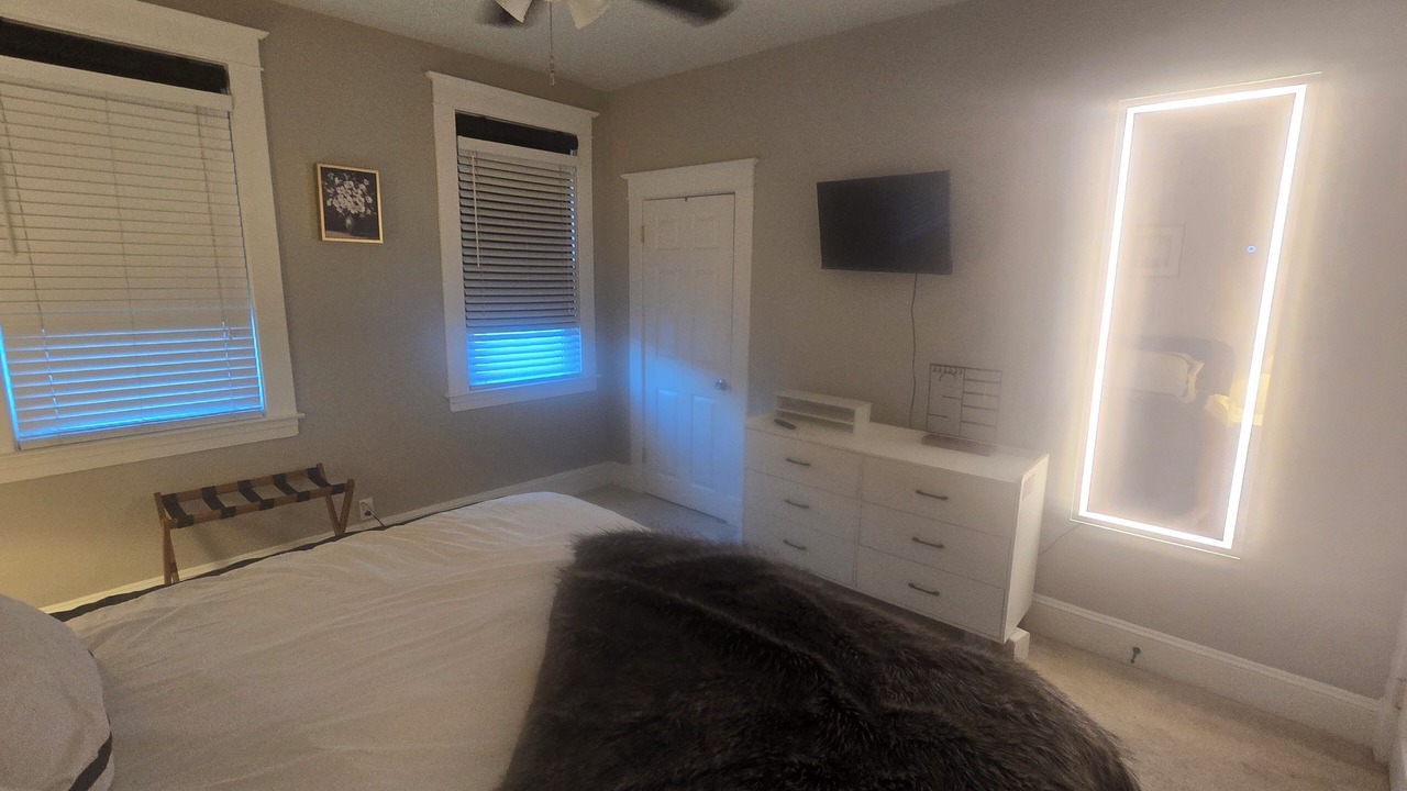 Photo of Bedroom in Downtown Baltimore