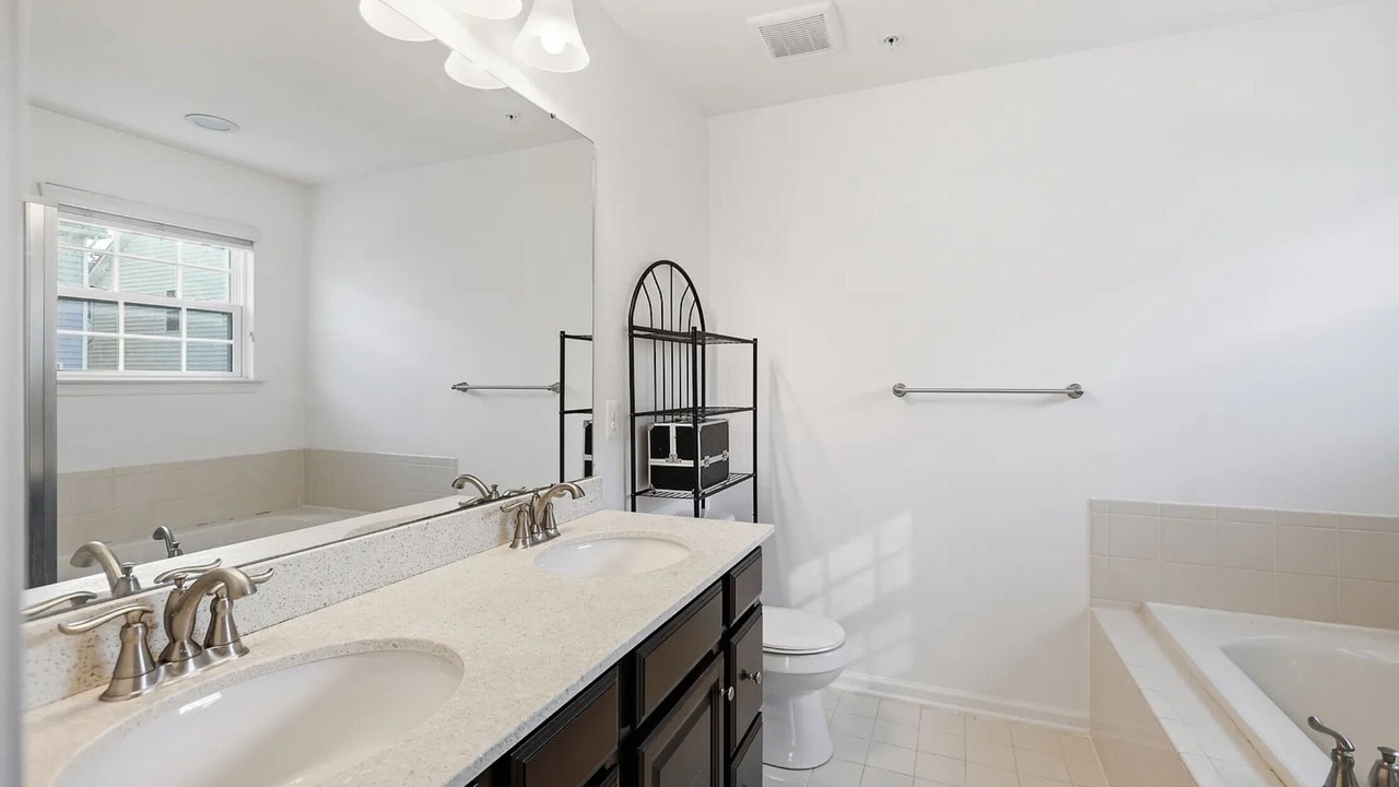 Photo of Bathroom in Washington