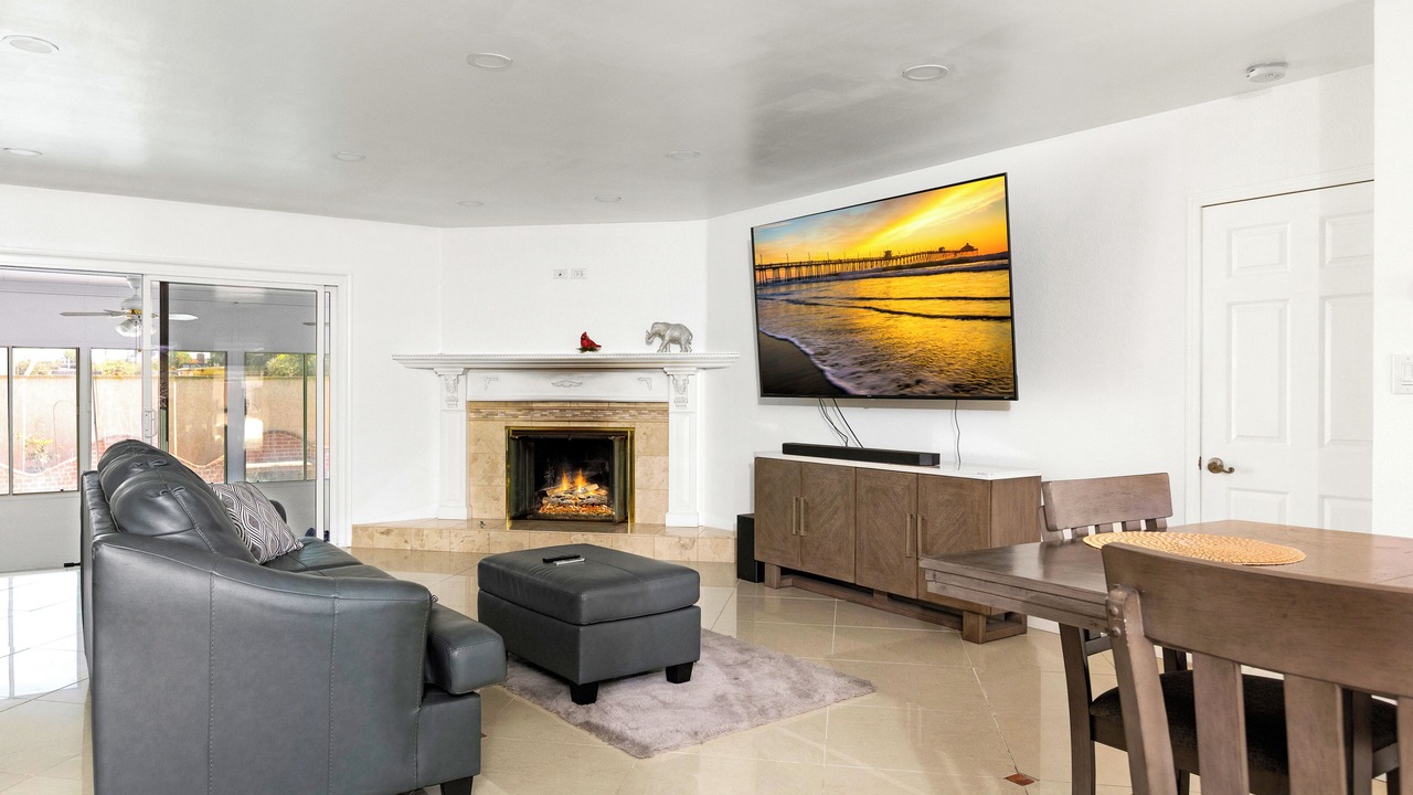 Photo of Livingroom in Gardena