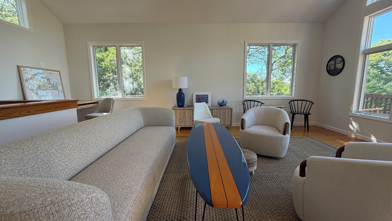 Photo of Livingroom in Aquinnah