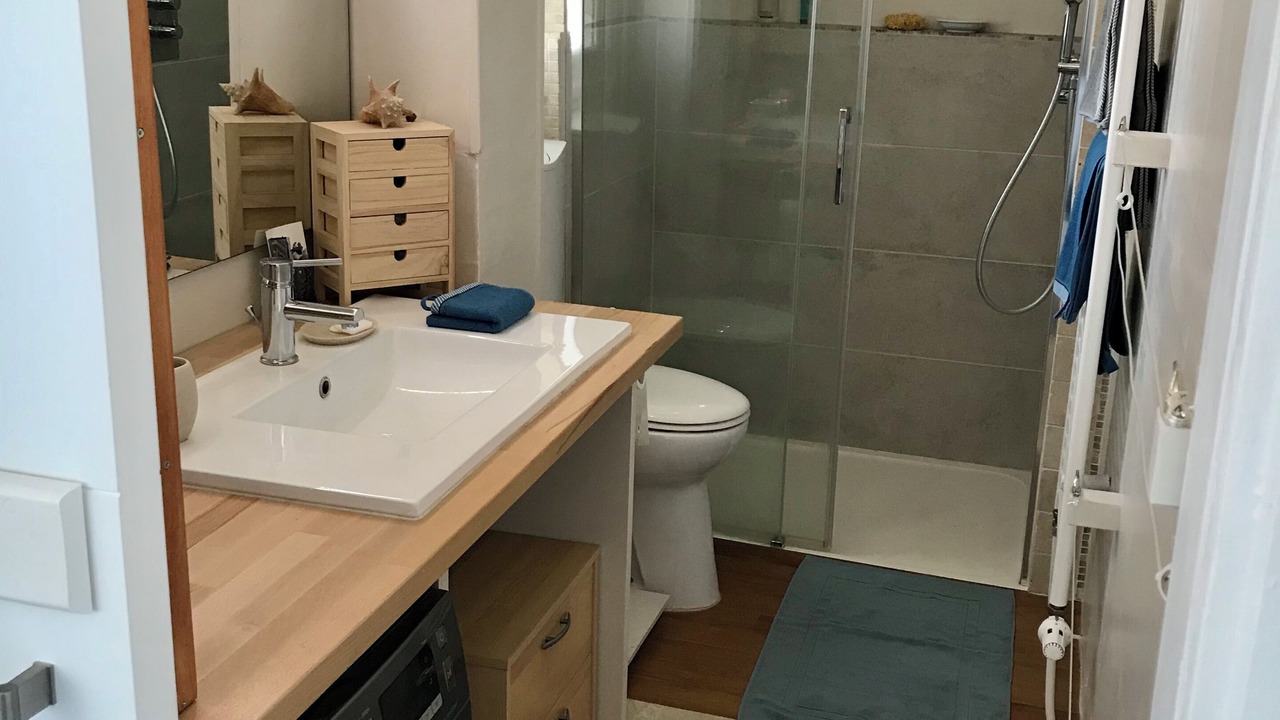Photo of Bathroom in Viroflay