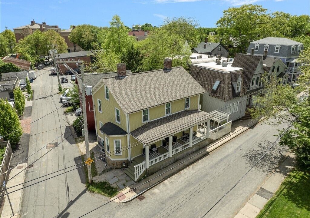 Photo of Outdoor in Top of the Hill