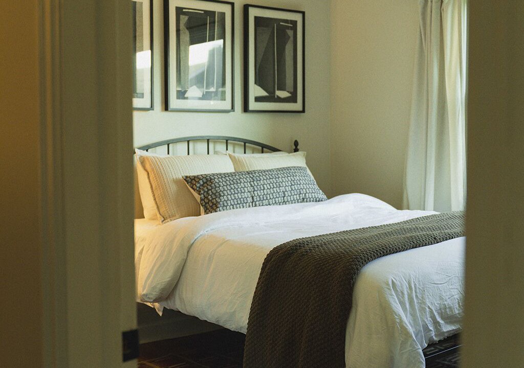 Photo of Bedroom in Summit - University
