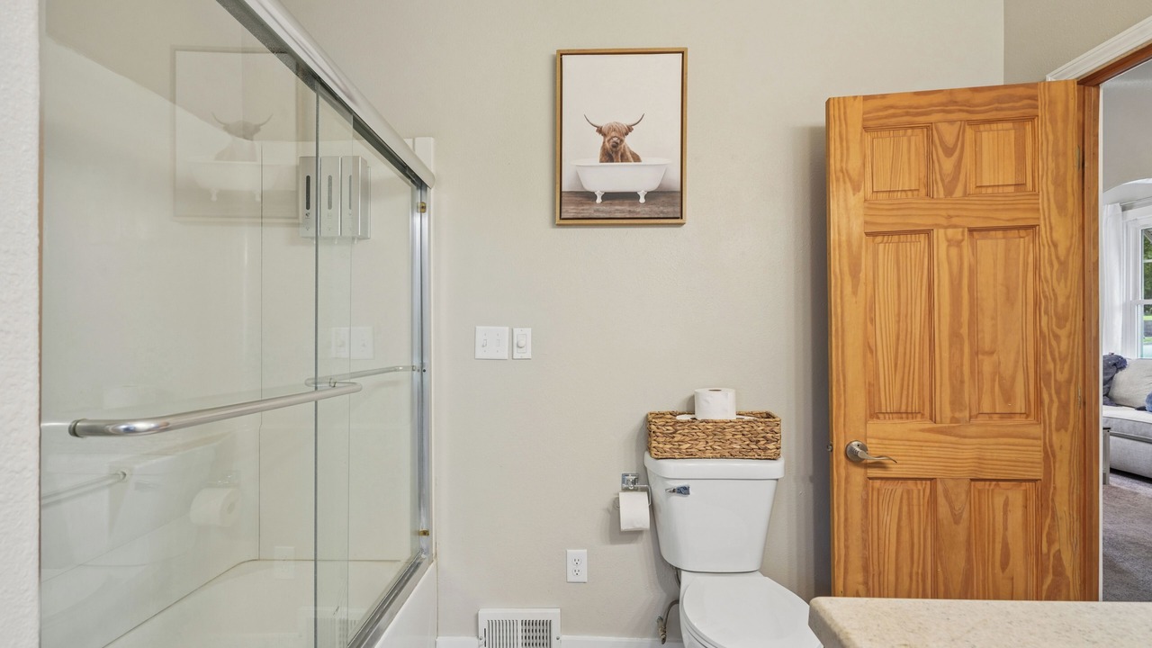 Photo of Bathroom in Central City