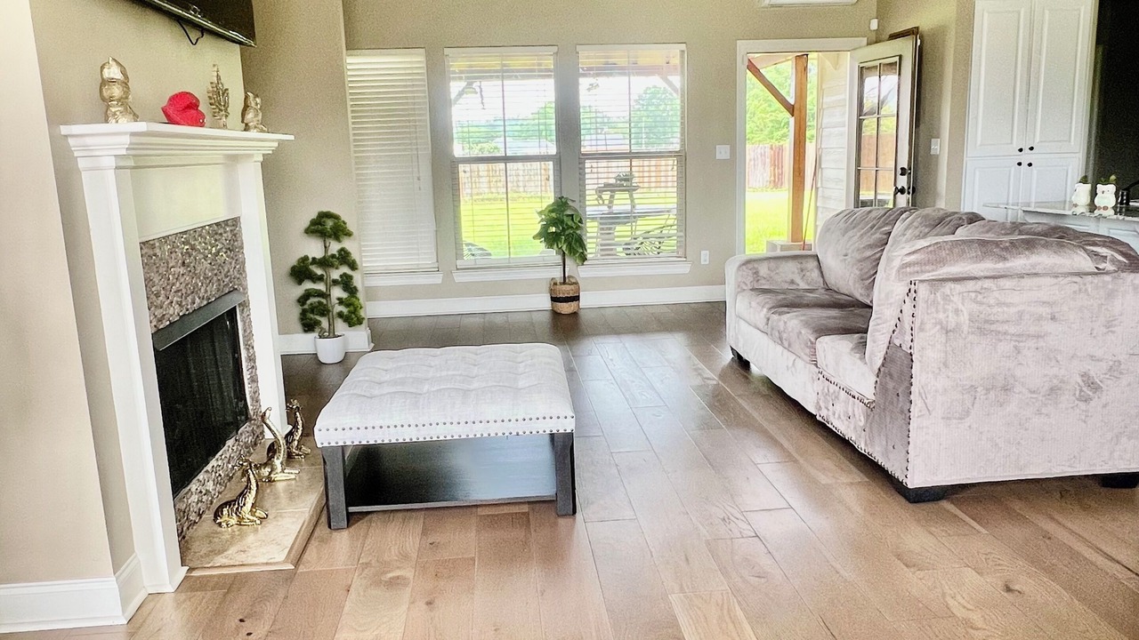 Photo of Livingroom in Gonzales