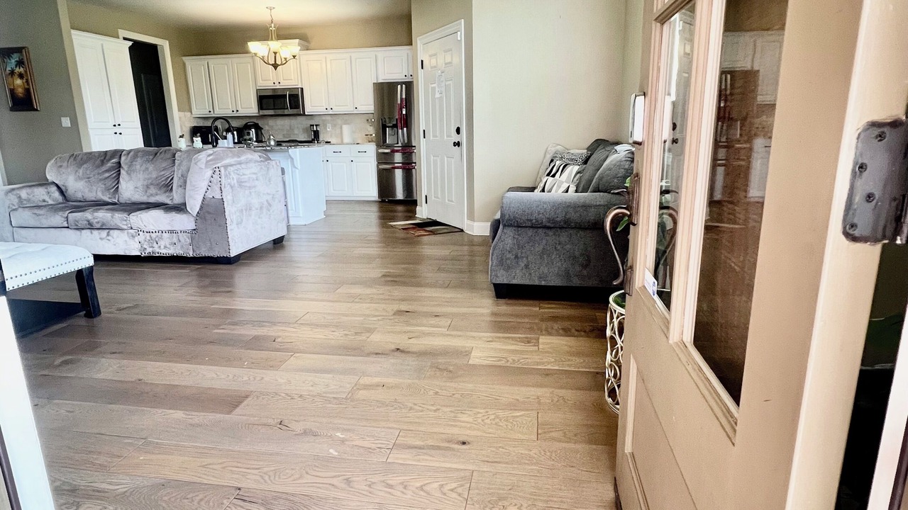 Photo of Livingroom in Gonzales