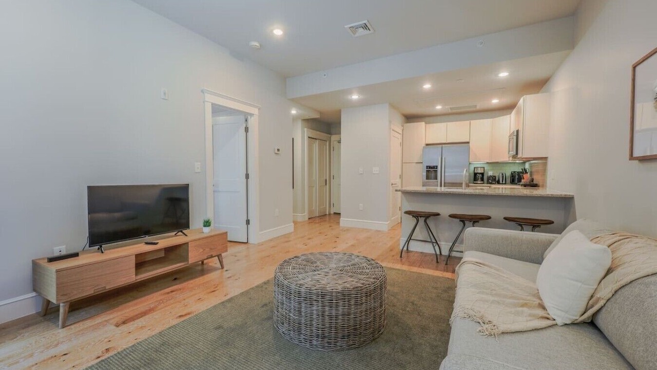 Photo of Livingroom in Back Bay