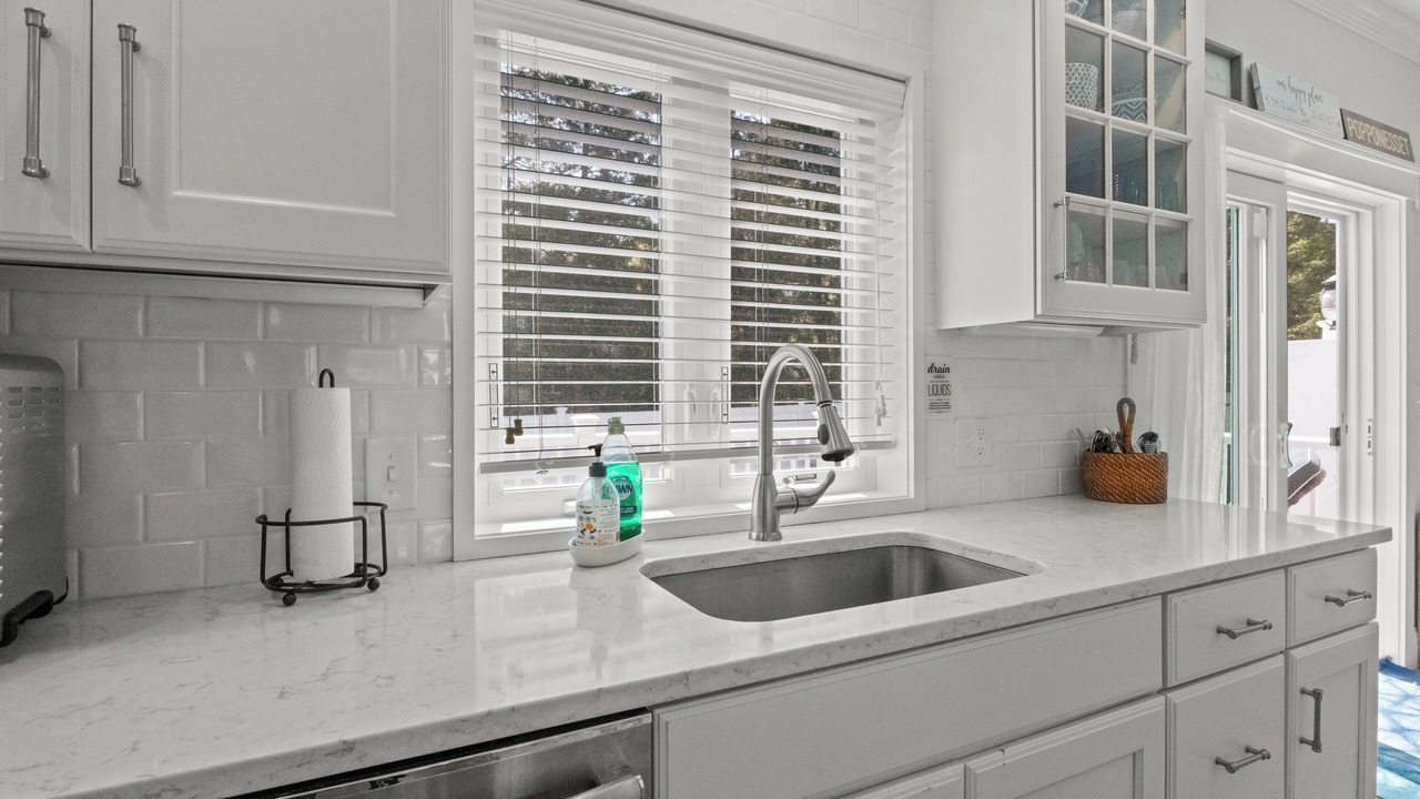 Photo of Kitchen in Popponesset