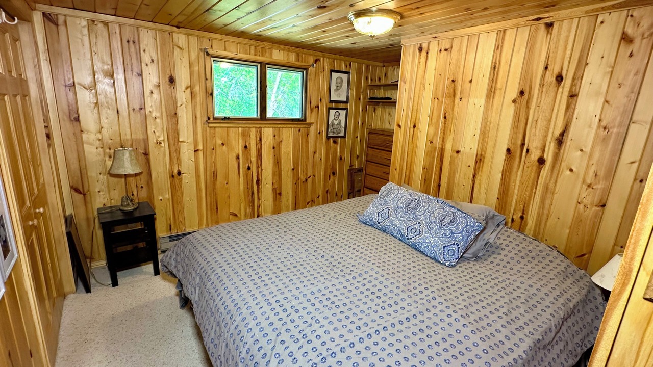 Photo of Bedroom in Cook
