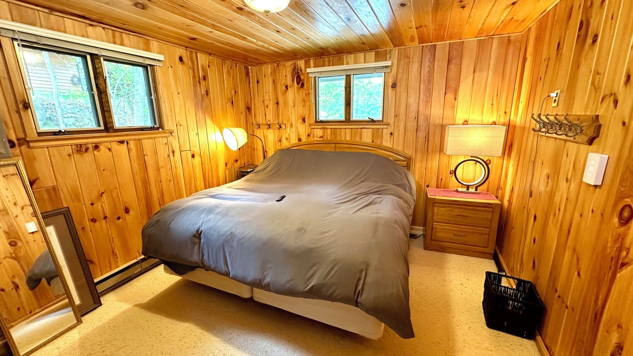 Photo of Bedroom in Cook