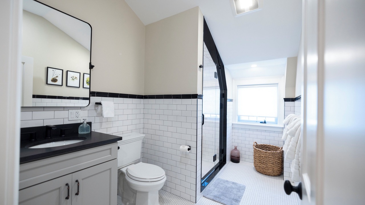 Photo of Bathroom in Historic Hill
