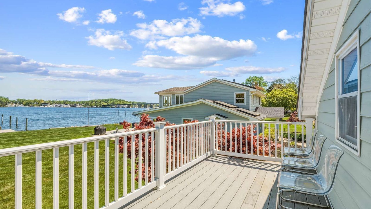 Photo of Patio Balcony in Edgewater