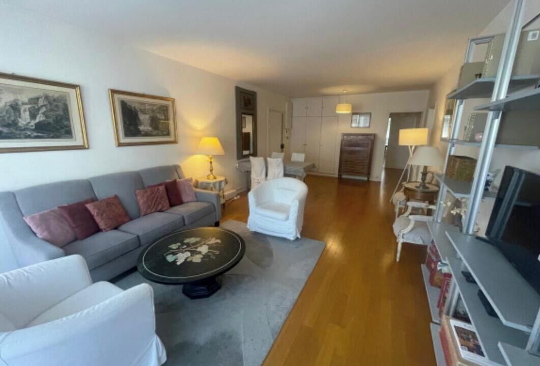 Photo of Livingroom in Notre-Dame-des-Champs