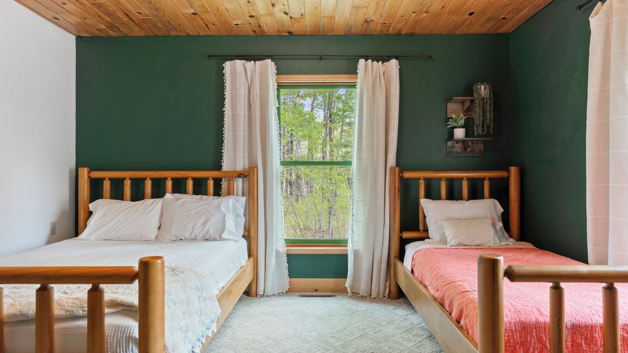 Photo of Bedroom in Nisswa