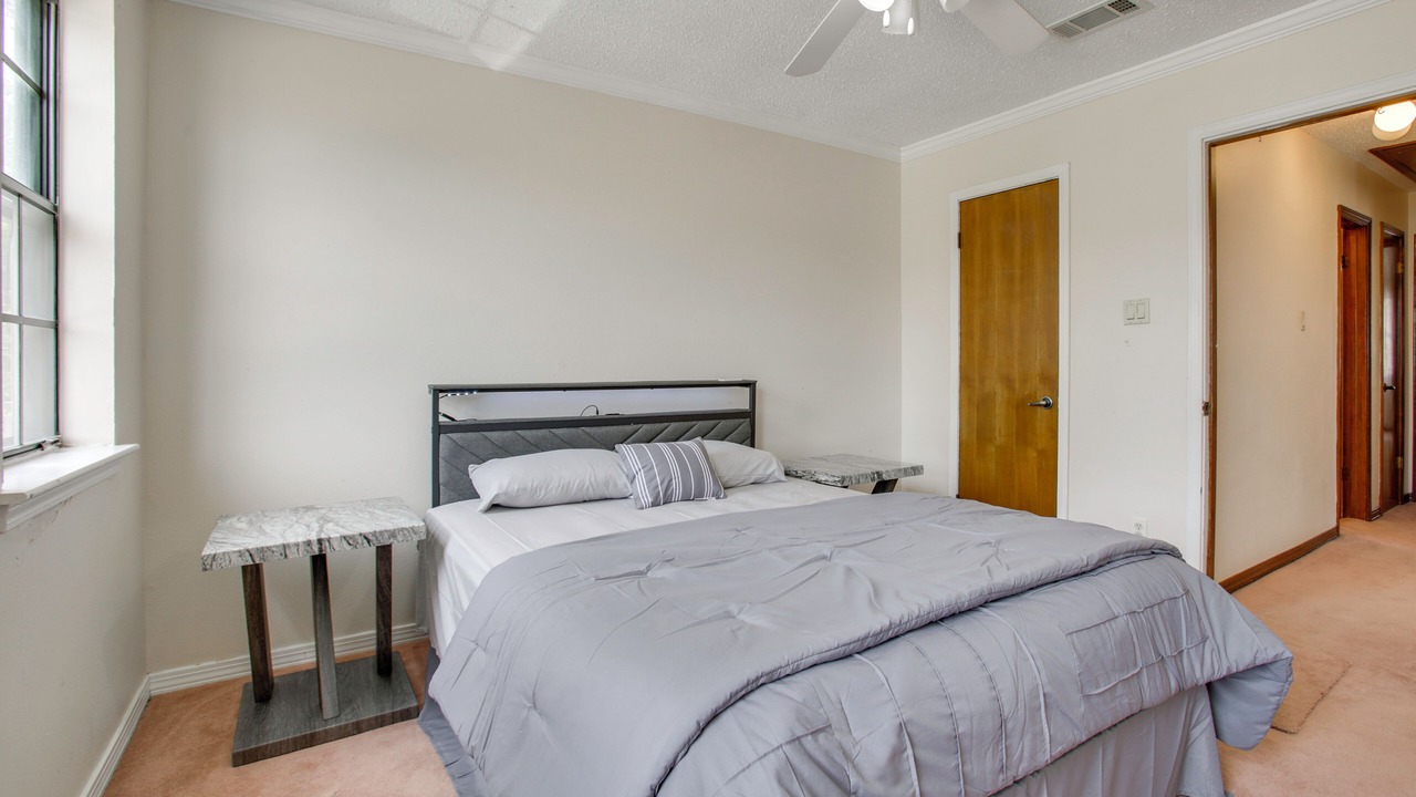 Photo of Bedroom in Kenner - Louis Armstrong International Airport