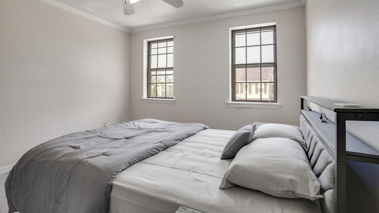 Photo of Bedroom in Kenner - Louis Armstrong International Airport