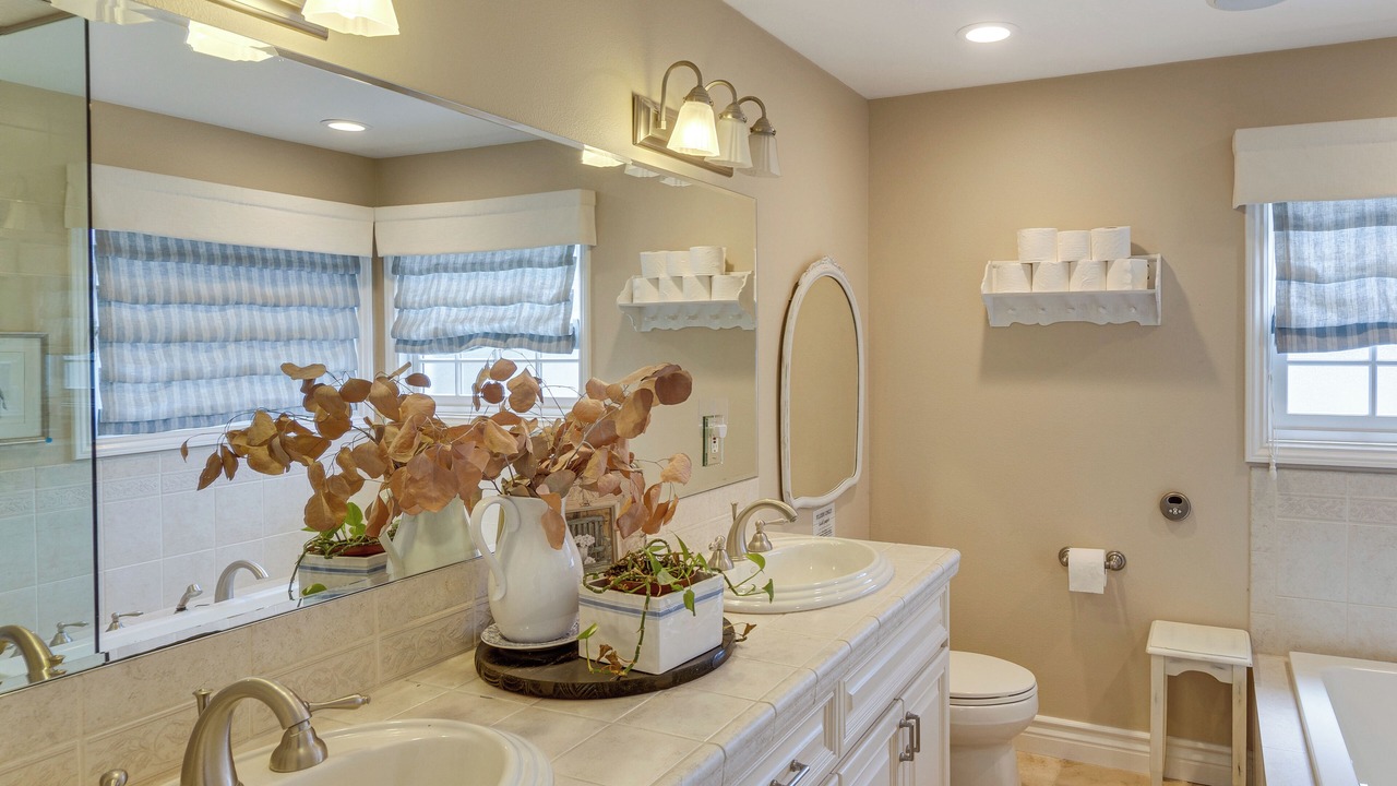 Photo of Bathroom in Simi Valley