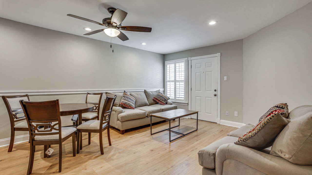 Photo of Bedroom in Kenner - Louis Armstrong International Airport
