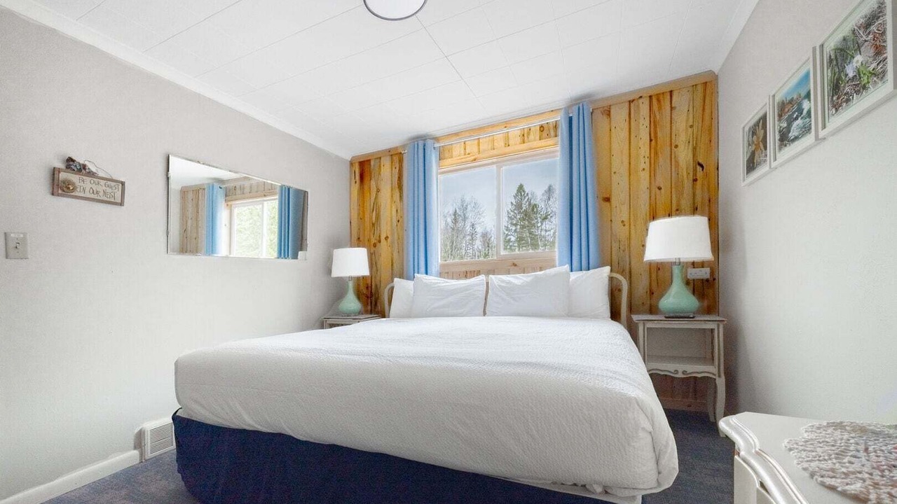Photo of Bedroom in Duluth
