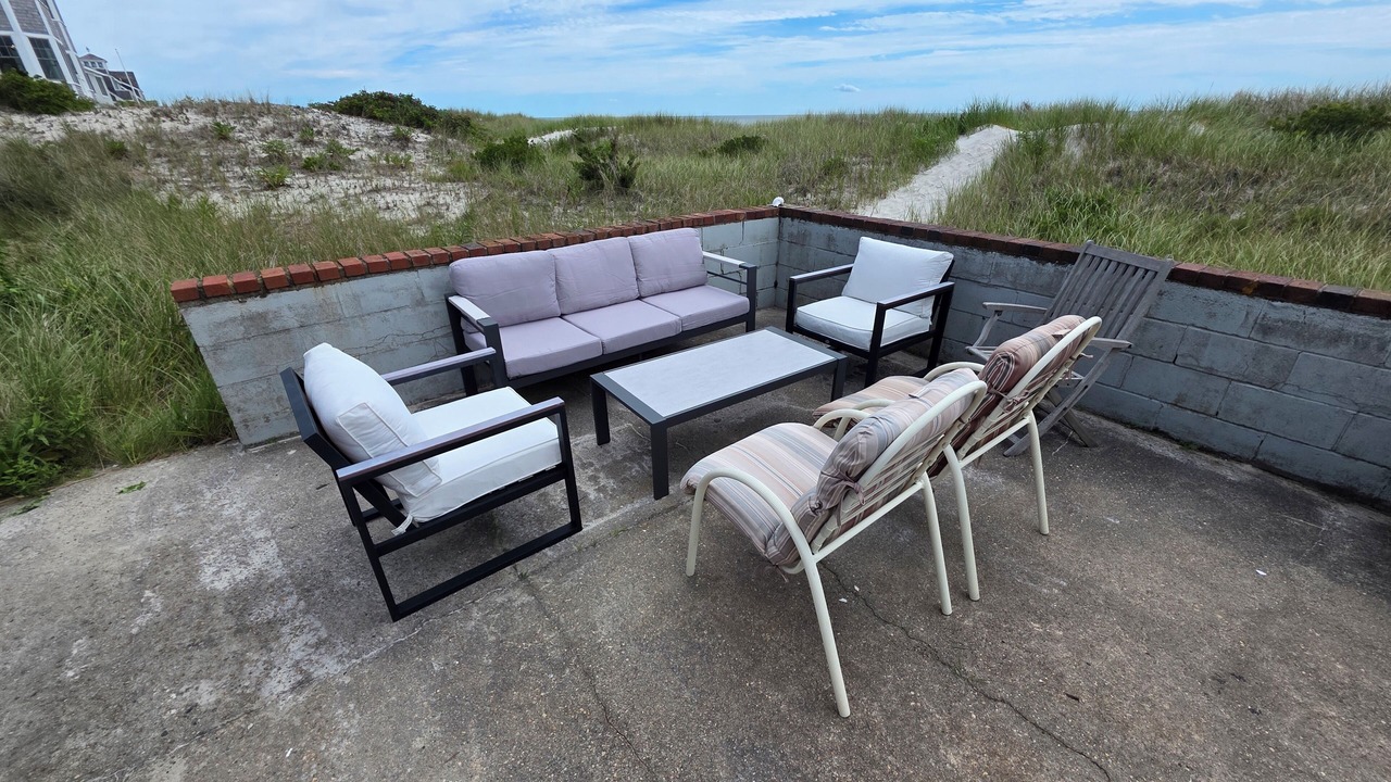 Photo of Patio Balcony in West Yarmouth