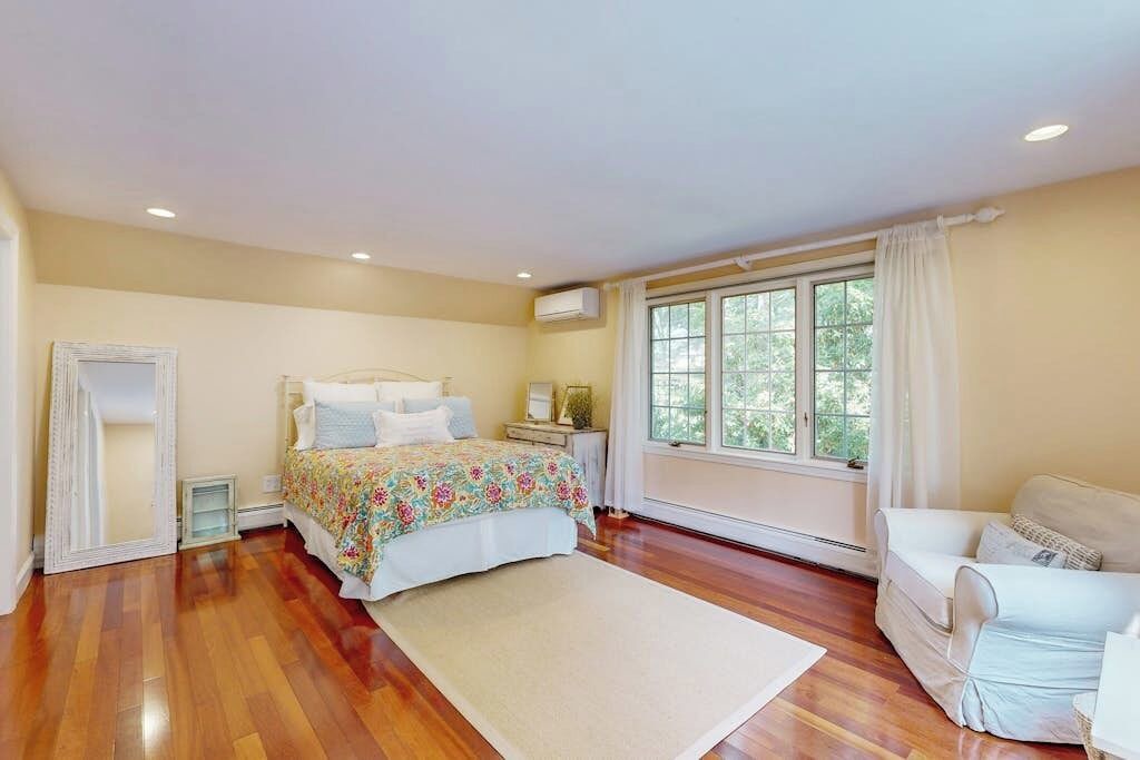 Photo of Bedroom in Gloucester