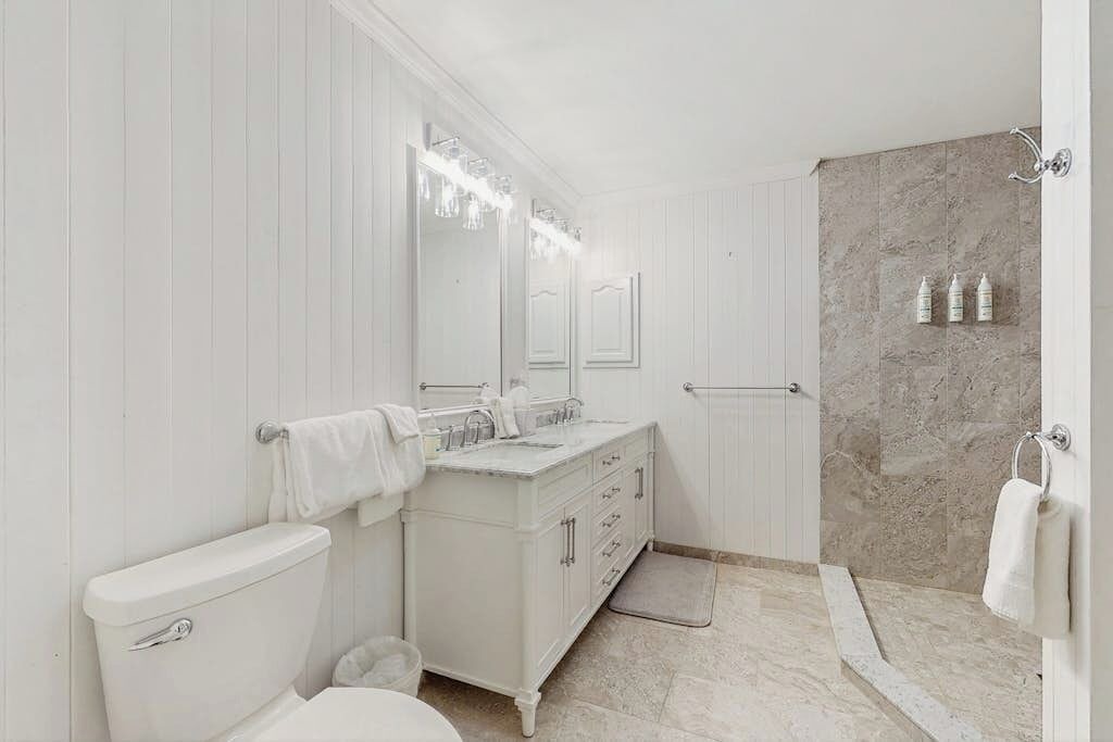 Photo of Bathroom in Arlington