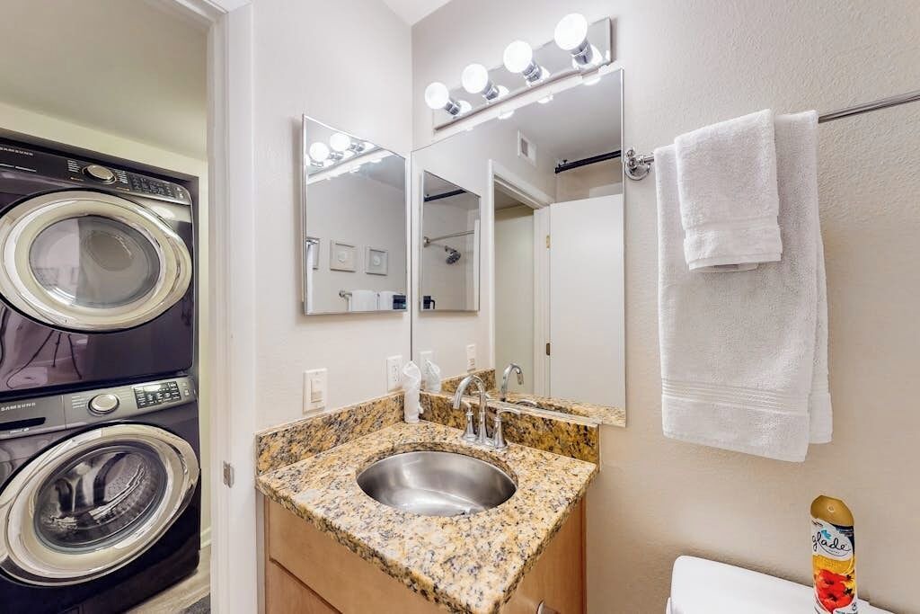 Photo of Bathroom in Playa Del Rey