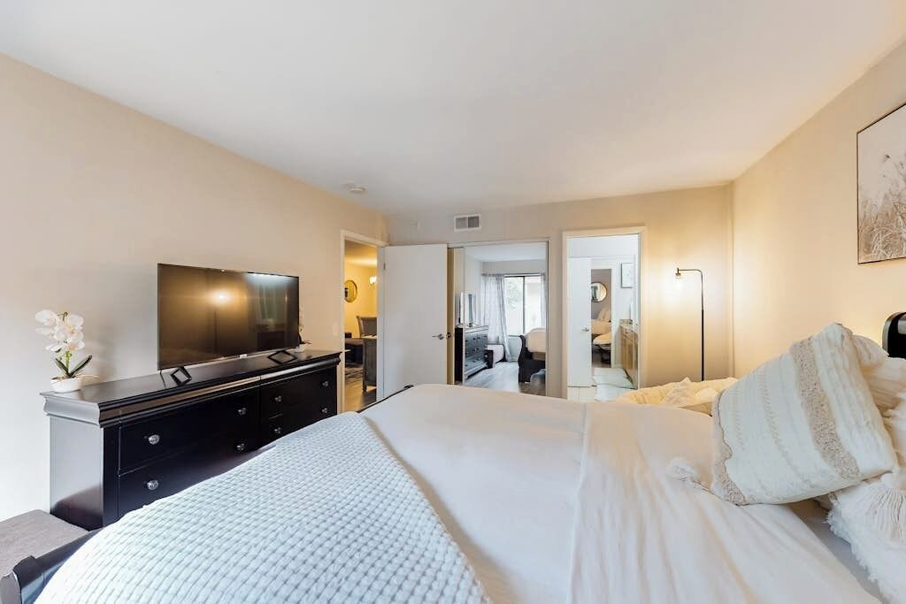 Photo of Bedroom in Playa Del Rey