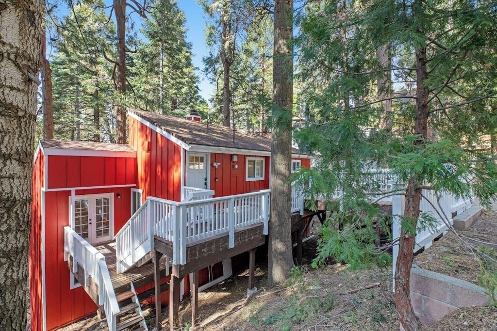 Photo of Outdoor in Arrowhead Villas