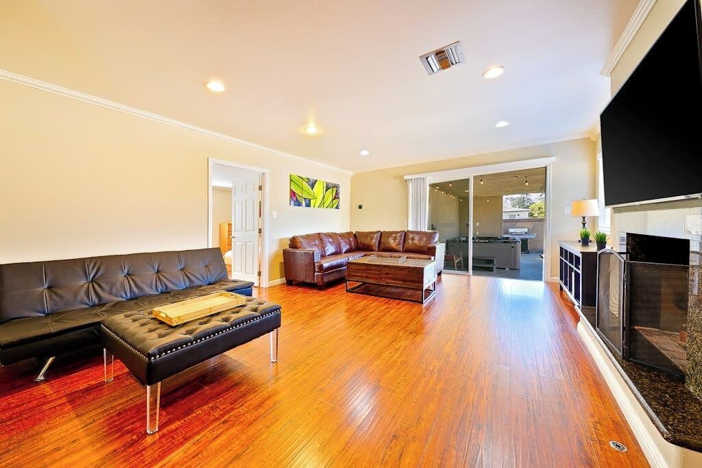 Photo of Livingroom in Anaheim Colony Historic District