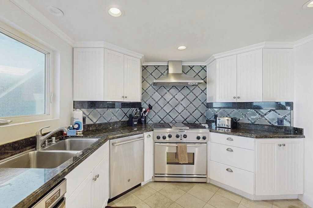 Photo of Kitchen in Hollywood Beach