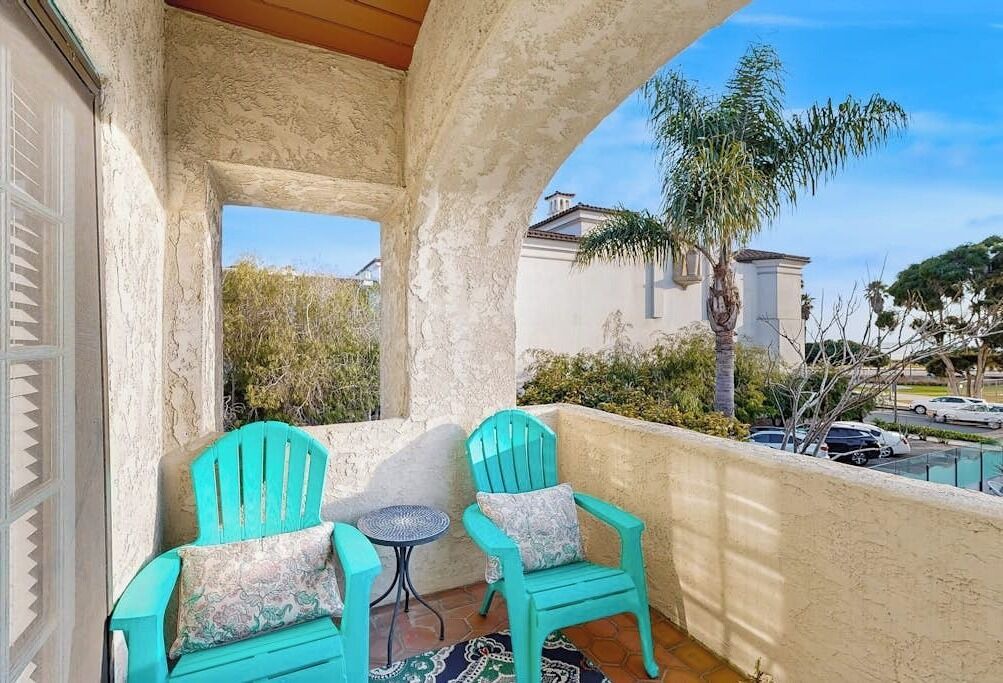 Photo of Patio Balcony in East Beach