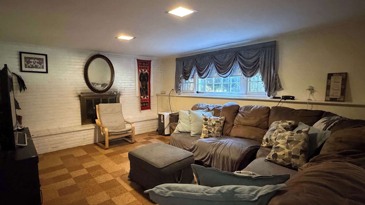 Photo of Livingroom in Norwood